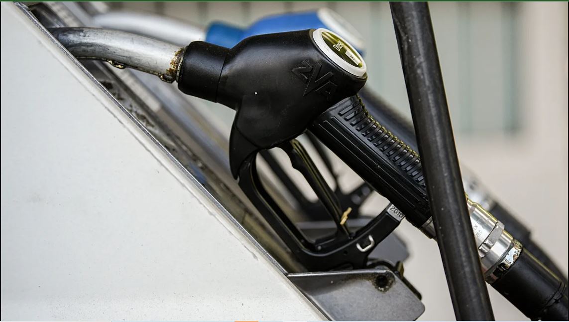 Caro carburanti Assoesercenti fino a 3.000 euro in più per il commercio e quasi 20.000 per un mezzo pesante